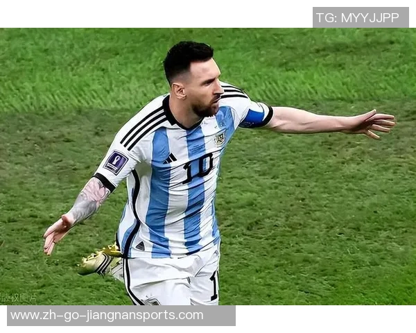 四大足球球星化身动物探秘：梅西如豹快，C罗如鹰翼，内马尔似虎猛，姆巴佩如狼行