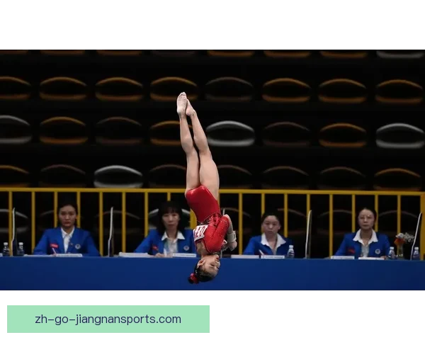 体操赛场上精彩纷呈：深圳站掀起观赏热潮