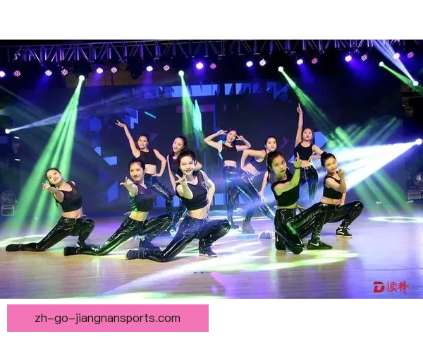 激情澎湃！BMX赛场风云：选手精彩表现引爆全场热情